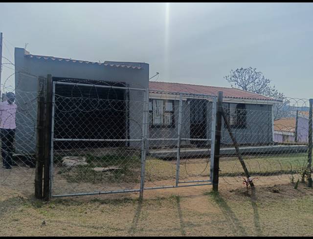 2 BEDROOM HOUSE TO LET IN NTUZUMA